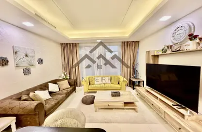 Apartment - 2 Bedrooms - 3 Bathrooms for rent in Al Juffair - Capital Governorate