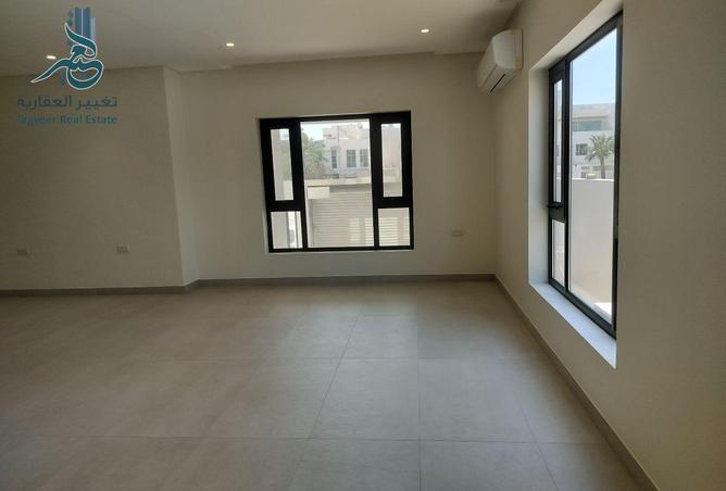 56517929 - Property Image 2