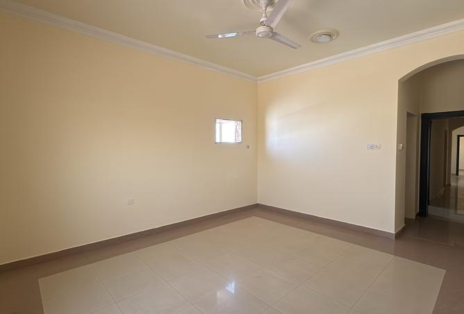 56270201 - Property Image 3