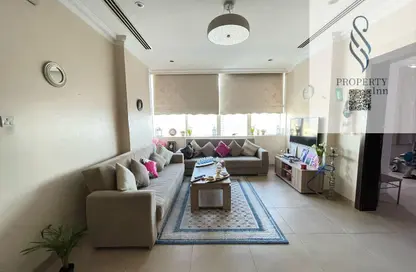 Apartment - 1 Bedroom - 2 Bathrooms for rent in Al Juffair - Capital Governorate