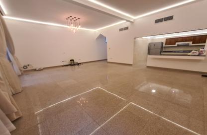 Villa - 4 Bedrooms - 4 Bathrooms for rent in Janabiya - Northern Governorate