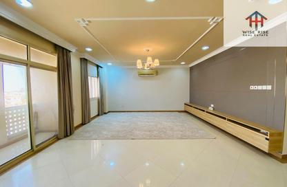 Apartment - 3 Bedrooms - 3 Bathrooms for rent in Mahooz - Manama - Capital Governorate