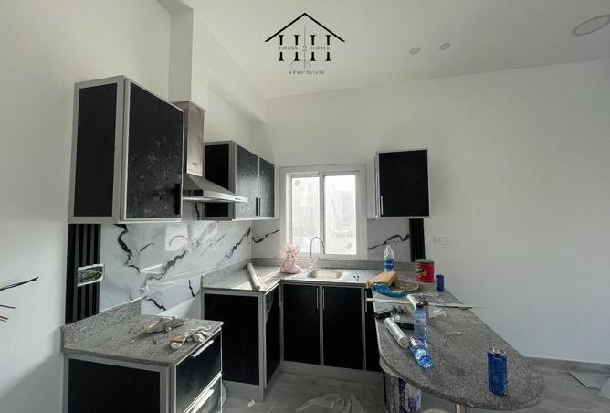 2OluSphJj6W - Property Image 2