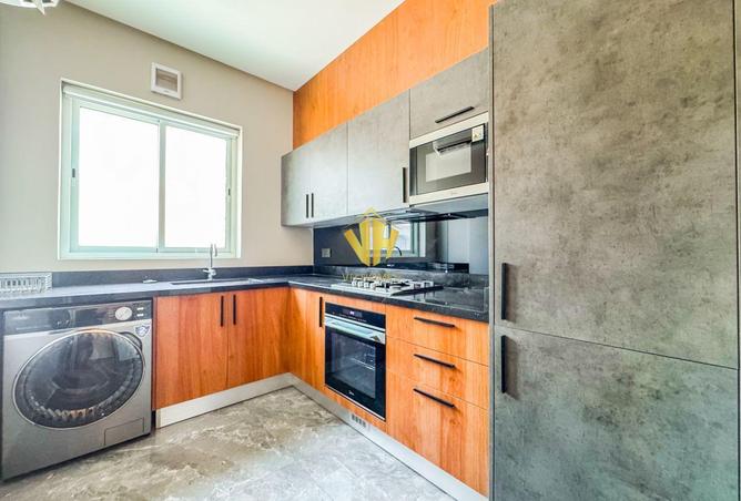 1002434 - Property Image 3