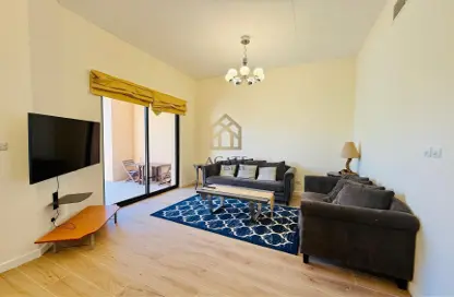 فيلا - غرفة نوم - 2 حمامات للايجار في مدينة المرسى - أمواج - المحرق