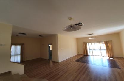 Villa - 4 Bedrooms - 4 Bathrooms for rent in Saar - Northern Governorate