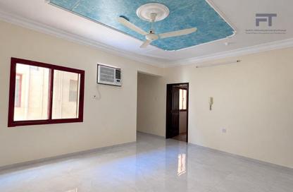 Apartment - 2 - 1 for rent in alnaim - Manama - Capital Governorate