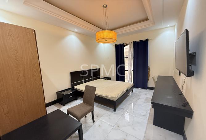 981030 - Property Image 2