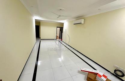 Apartment - 3 Bedrooms - 2 Bathrooms for rent in Tubli - Central Governorate