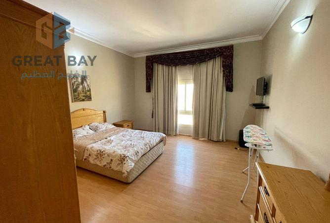 987532 - Property Image 3