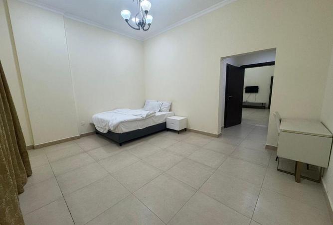 1000041 - Property Image 2