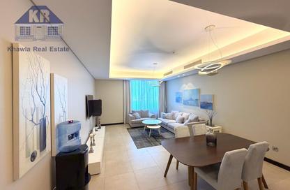 Apartment - 2 Bedrooms - 4 Bathrooms for rent in Al Juffair - Capital Governorate