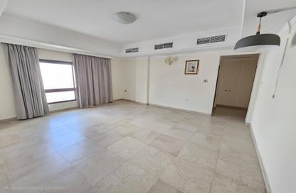 Apartment - 2 Bedrooms - 2 Bathrooms for rent in Hidd - Muharraq Governorate