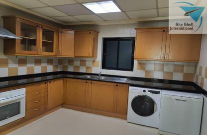 Apartment - 3 Bedrooms - 4 Bathrooms for rent in Mahooz - Manama - Capital Governorate