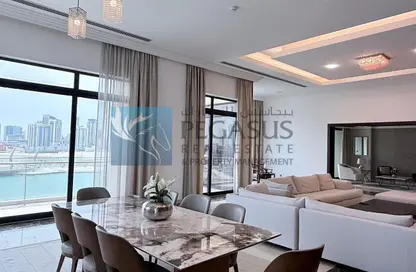 Apartment - 4 Bedrooms - 6 Bathrooms for rent in Reef Island - Capital Governorate