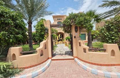 Compound - 3 - 5 for rent in Jannusan - Northern Governorate