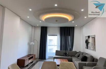 Apartment - 2 Bedrooms - 2 Bathrooms for rent in Al Juffair - Capital Governorate