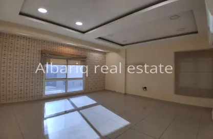 Apartment - 2 Bedrooms - 2 Bathrooms for rent in Hidd - Muharraq Governorate