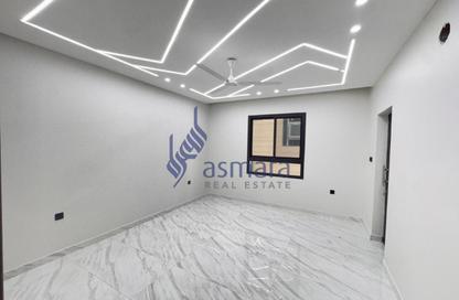 Apartment - 3 - 3 for sale in Hidd - Muharraq Governorate