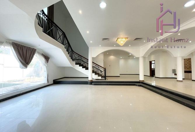 53033937 - Property Image 2