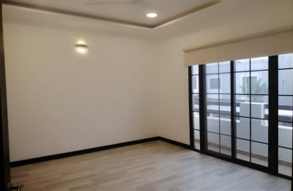 Villa - 3 Bedrooms - 4 Bathrooms for rent in Galali - Muharraq Governorate