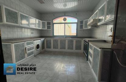 Apartment - 2 - 2 for rent in Al Juffair - Capital Governorate