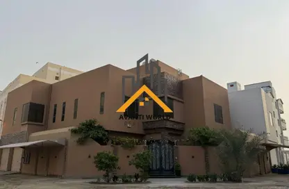 فيلا - 6 غرف نوم - 7 حمامات للبيع في مدينة حمد - المحافظة الشمالية