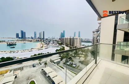 Apartment - 2 Bedrooms - 3 Bathrooms for rent in Reef Island - Capital Governorate