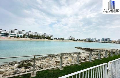 Villa - 3 Bedrooms - 3 Bathrooms for rent in Amwaj Avenue - Amwaj Islands - Muharraq Governorate