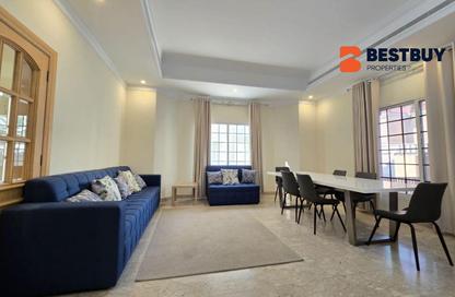 Apartment - 4 Bedrooms - 5 Bathrooms for rent in Al Juffair - Capital Governorate