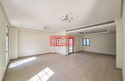 Villa - 4 Bedrooms - 3 Bathrooms for rent in Janabiya - Northern Governorate