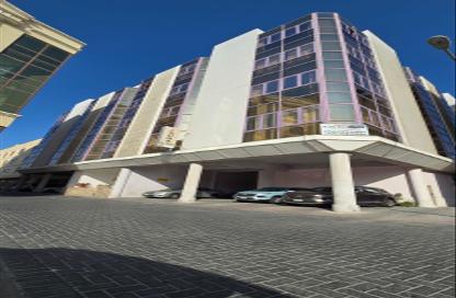 عمارة بالكامل - 8 غرف نوم - 8 حمامات للبيع في العدلية - المنامة - محافظة العاصمة