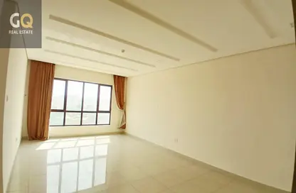 Apartment - 2 Bedrooms - 3 Bathrooms for rent in Al Bahair - Riffa - Southern Governorate