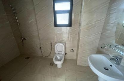 Office Space - 3 Bedrooms - 3 Bathrooms for rent in Tubli - Central Governorate