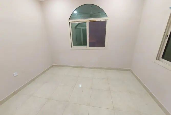 55921013 - Property Image 2