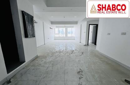 Apartment - 2 Bedrooms - 2 Bathrooms for rent in Salmaniya - Manama - Capital Governorate