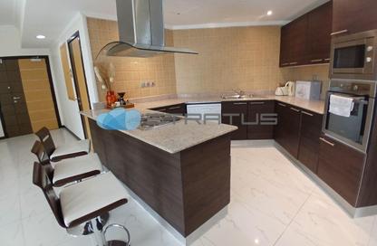 Apartment - 2 Bedrooms - 3 Bathrooms for rent in Al Juffair - Capital Governorate