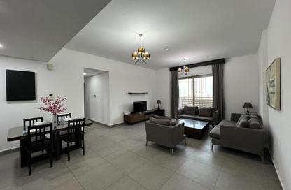 Apartment - 2 Bedrooms - 3 Bathrooms for rent in Al Juffair - Capital Governorate