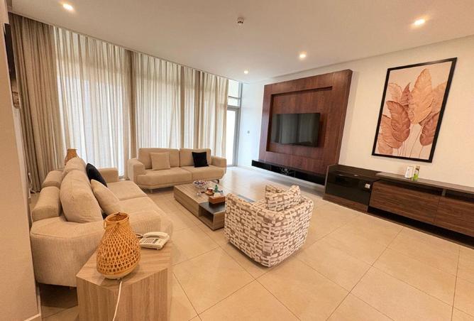 2P7elX2LfLk - Property Main Image