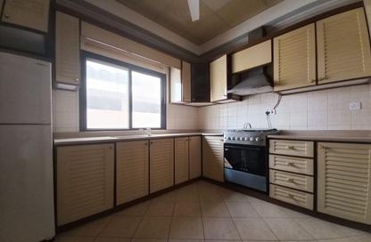 Apartment - 2 Bedrooms - 2 Bathrooms for rent in Al Burhama - Manama - Capital Governorate