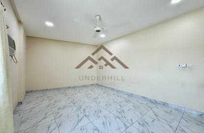 Apartment - 2 Bedrooms - 2 Bathrooms for rent in Segaya - Manama - Capital Governorate
