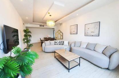 Apartment - 2 Bedrooms - 3 Bathrooms for rent in Busaiteen - Muharraq Governorate