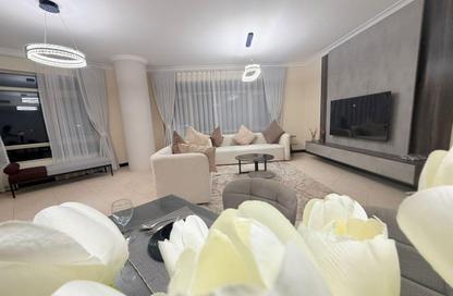 Apartment - 3 Bedrooms - 4 Bathrooms for rent in Al Juffair - Capital Governorate