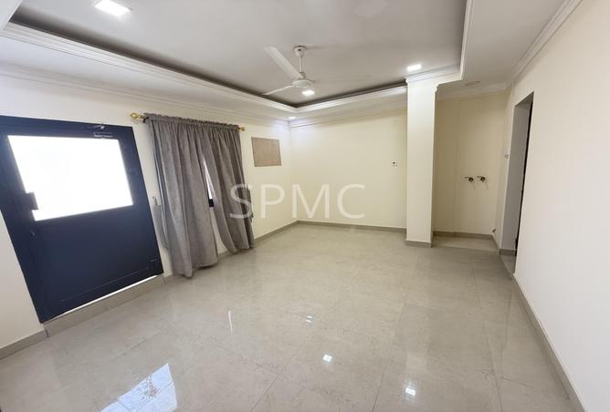 992947 - Property Main Image