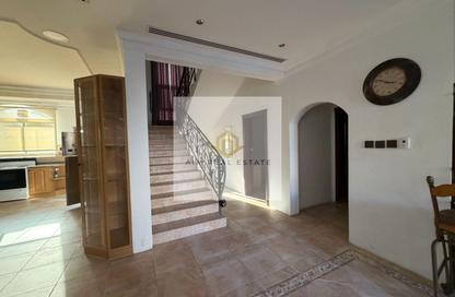 Villa - 5 - 6 for rent in Al Juffair - Capital Governorate Villa - 5 - 6 for rent in Al Juffair - Capital Governorate
