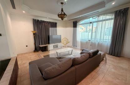 Villa - 5 - 6 for rent in Al Juffair - Capital Governorate Villa - 5 - 6 for rent in Al Juffair - Capital Governorate