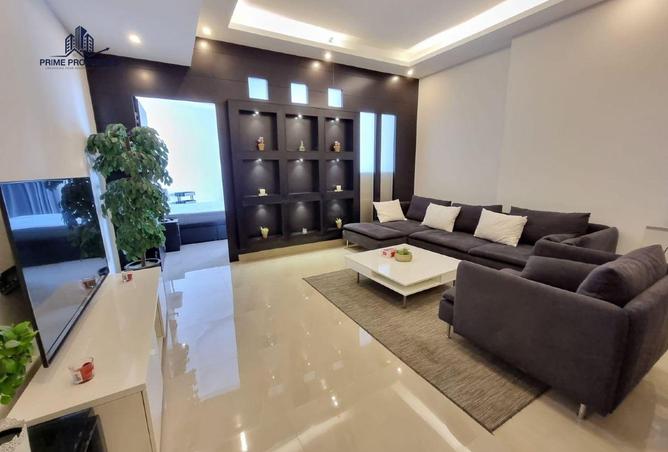 54914102 - Property Main Image