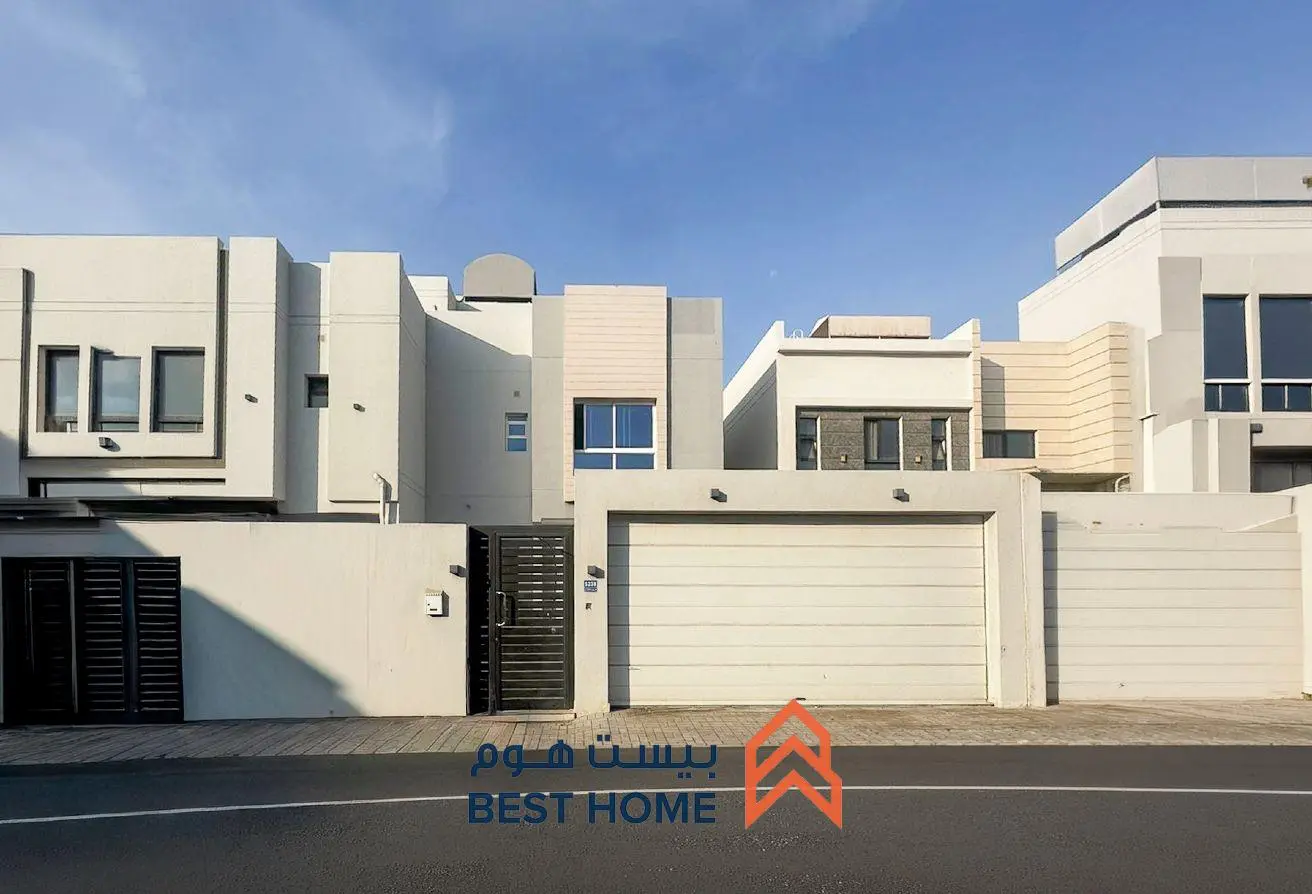 54541132 - Property Main Image