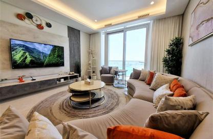 Apartment - 2 Bedrooms - 3 Bathrooms for rent in Canal View - Dilmunia Island - Muharraq Governorate