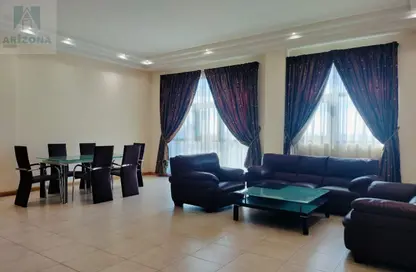 Apartment - 3 Bedrooms - 4 Bathrooms for rent in Mahooz - Manama - Capital Governorate